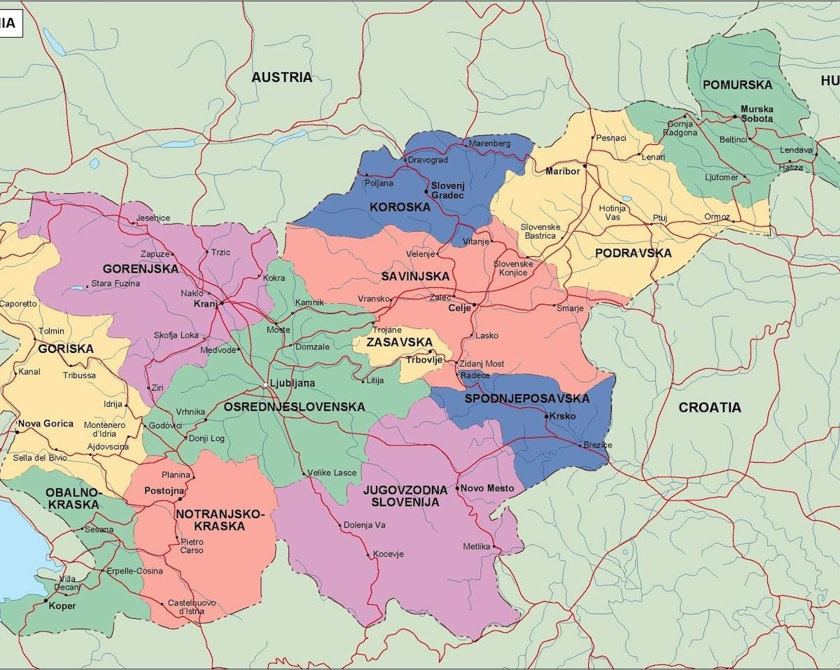 Карта Словеније политичких